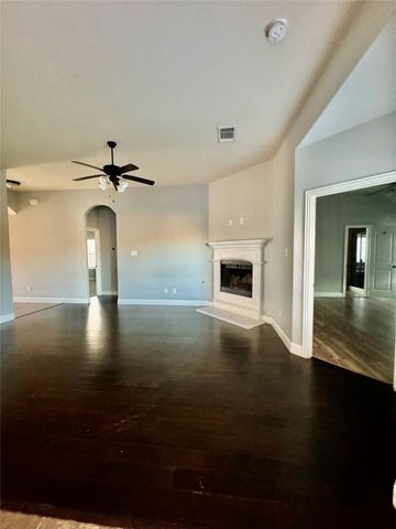 667 Sharpley, Fate, TX 75087