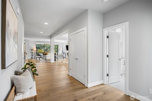 16022 124th Court NE, Woodinville, WA 98072