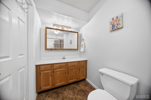 324 Lyons Drive, Troy, MO 63379