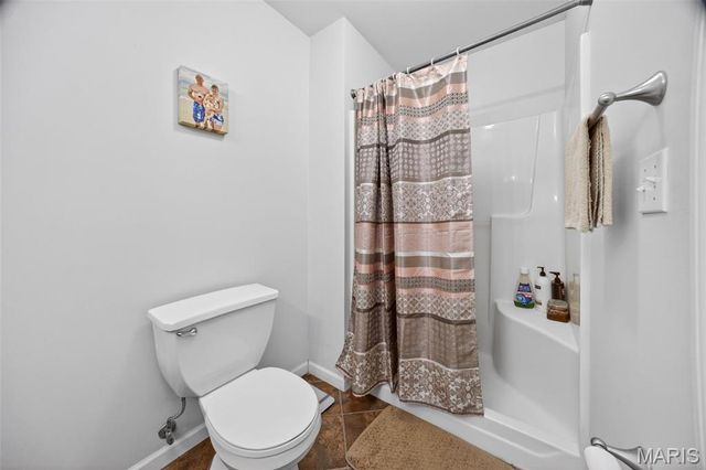 324 Lyons Drive, Troy, MO 63379