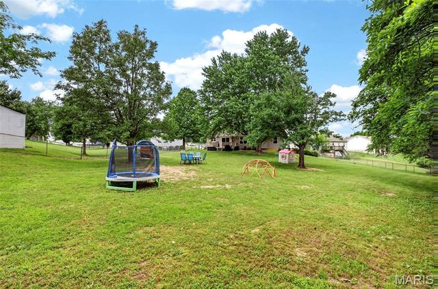 324 Lyons Drive, Troy, MO 63379
