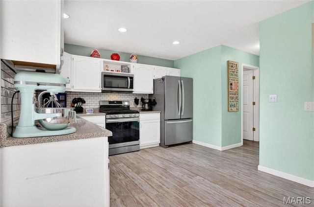 324 Lyons Drive, Troy, MO 63379