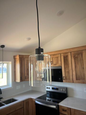 2110 Douglas Trail Drive SE, Pine Island, MN 55963
