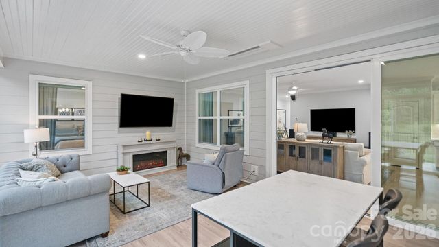 5635 Caneel Lane, Denver, NC 28037