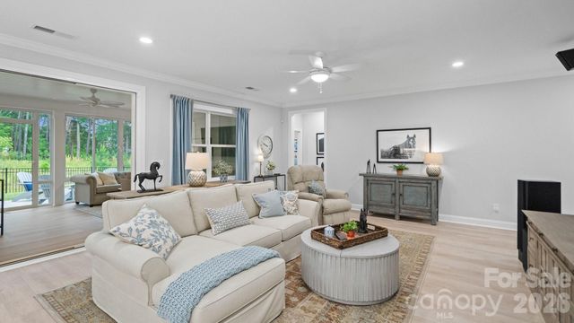 5635 Caneel Lane, Denver, NC 28037