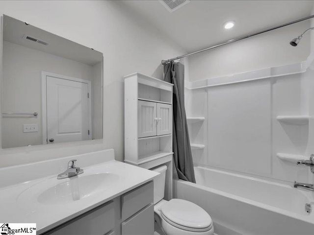 145 Fernside Court, Greenville, SC 29617