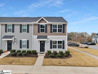 145 Fernside Court, Greenville, SC 29617