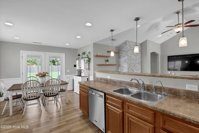 161 Preswick Drive, Rocky Point, NC 28457