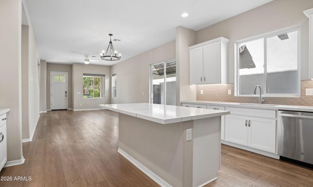 25217 N 21ST Avenue, Phoenix, AZ 85085