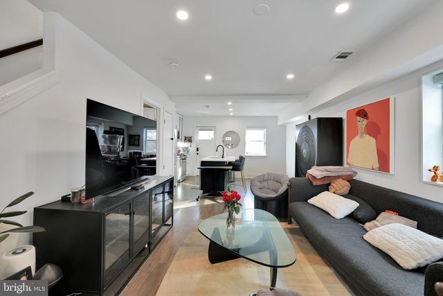 4302 MARTIN LUTHER KING JR AVE SW, Washington, DC 20032