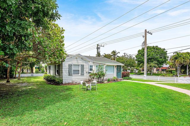 145 N Swinton Avenue, Delray Beach, FL 33444