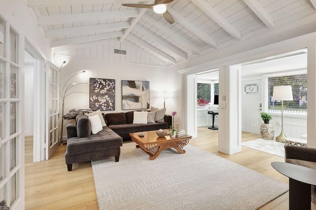 145 N Swinton Avenue, Delray Beach, FL 33444