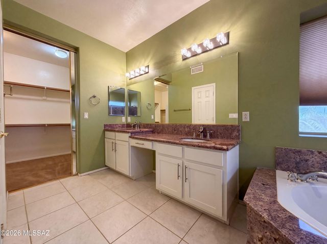 2083 W Arizona Rose Drive, Oro Valley, AZ 85737