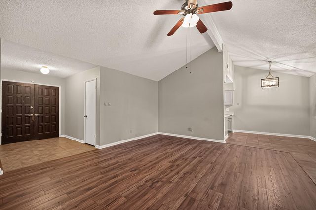 16451 Cavendish Drive, Houston, TX 77059