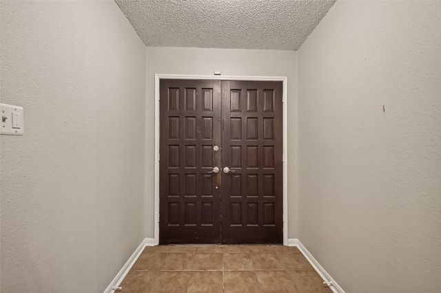 16451 Cavendish Drive, Houston, TX 77059
