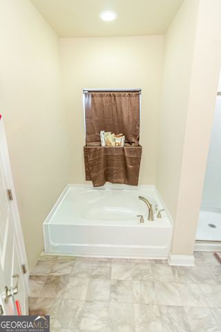 862 Crescent Lane, Griffin, GA 30224