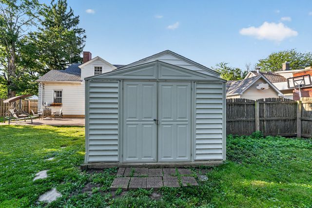 1618 Glenwood Avenue, Joliet, IL 60435
