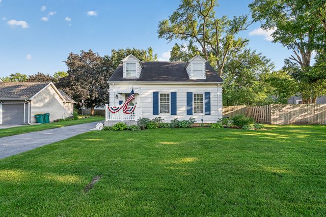 1618 Glenwood Avenue, Joliet, IL 60435