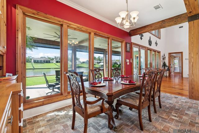 18228 Bayou Pierre Dr, Maurepas, LA 70449