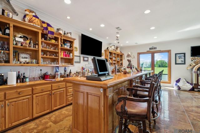 18228 Bayou Pierre Dr, Maurepas, LA 70449