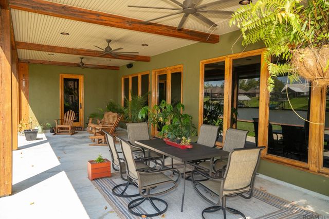 18228 Bayou Pierre Dr, Maurepas, LA 70449