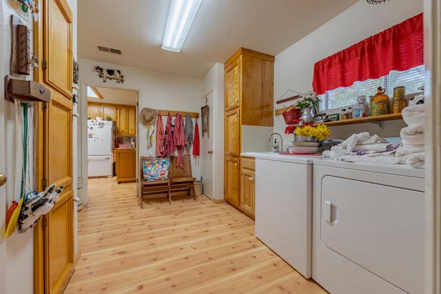 4263 N Gurr Rd, Atwater, CA 95301