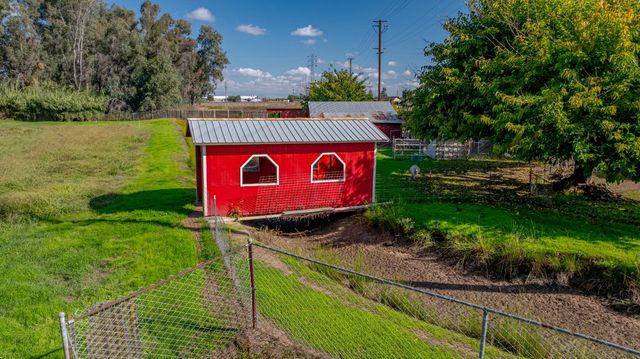 4263 N Gurr Rd, Atwater, CA 95301