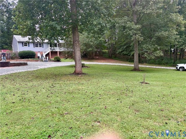 2109 Autumn Oaks Ln, Powhatan, VA 23139