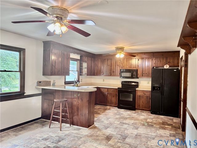 2109 Autumn Oaks Ln, Powhatan, VA 23139