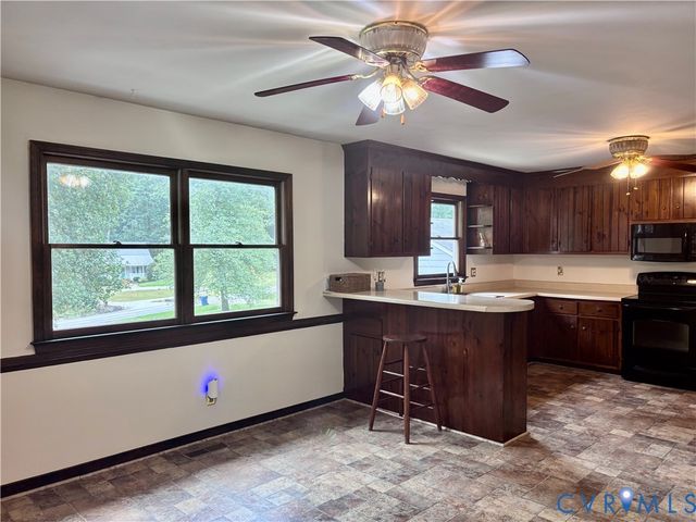 2109 Autumn Oaks Ln, Powhatan, VA 23139