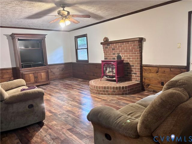 2109 Autumn Oaks Ln, Powhatan, VA 23139