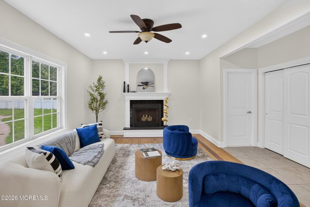 893 Lakehurst Avenue, Jackson, NJ 08527