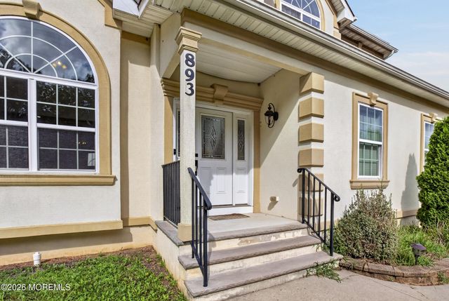 893 Lakehurst Avenue, Jackson, NJ 08527
