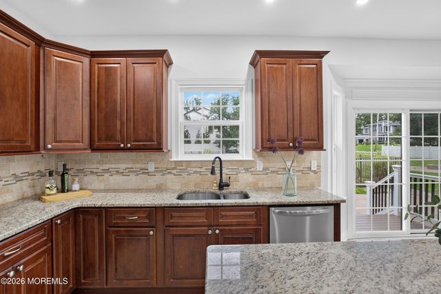 893 Lakehurst Avenue, Jackson, NJ 08527