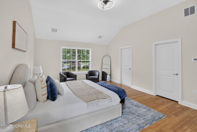 893 Lakehurst Avenue, Jackson, NJ 08527