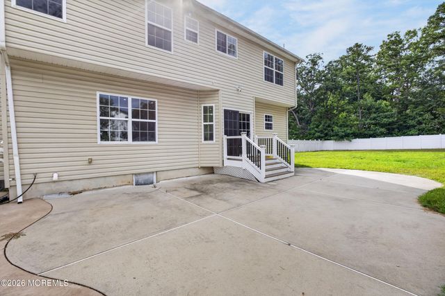 893 Lakehurst Avenue, Jackson, NJ 08527