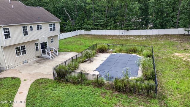 893 Lakehurst Avenue, Jackson, NJ 08527