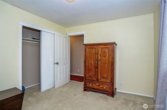 28705 14th Avenue S, Federal Way, WA 98003