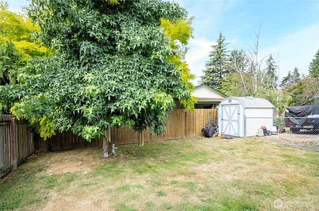 28705 14th Avenue S, Federal Way, WA 98003