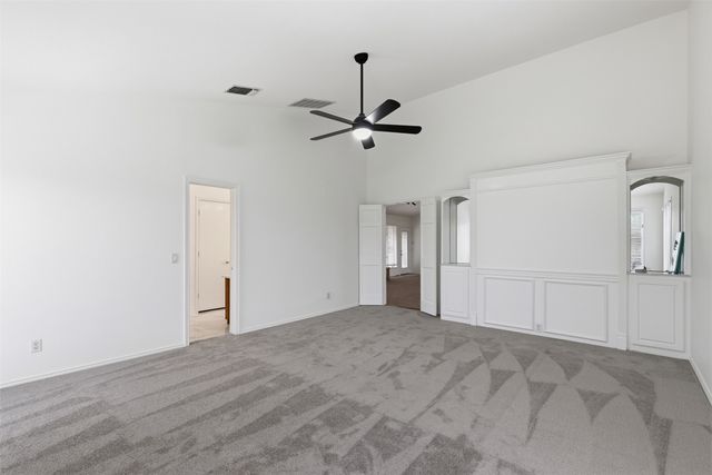 317 Chandler Lake Court, Fort Worth, TX 76103