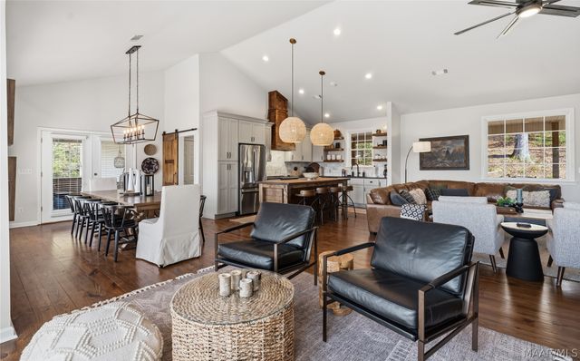 402 Cliffside Drive, Titus, AL 36080