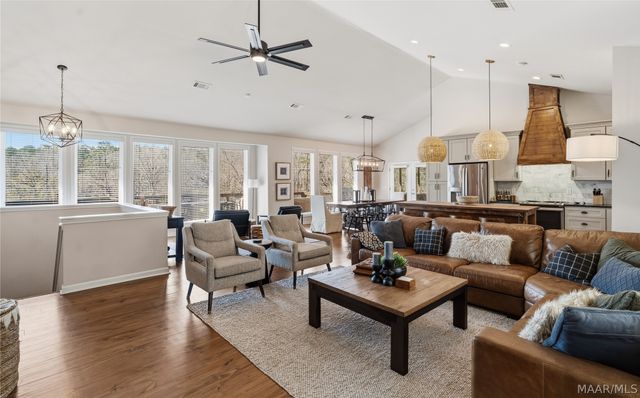 402 Cliffside Drive, Titus, AL 36080