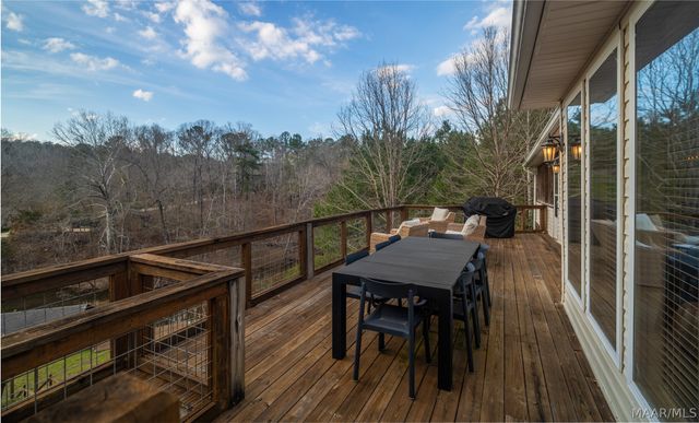 402 Cliffside Drive, Titus, AL 36080