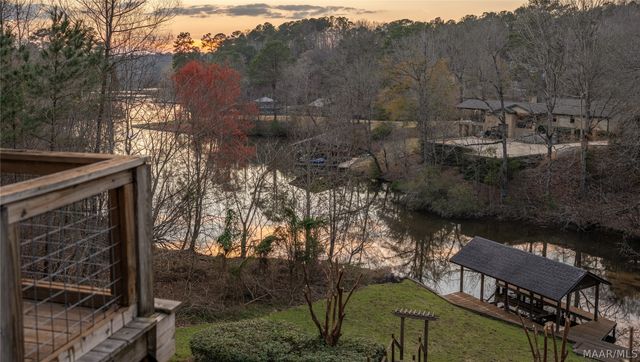 402 Cliffside Drive, Titus, AL 36080