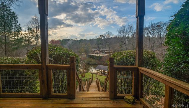 402 Cliffside Drive, Titus, AL 36080