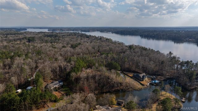 402 Cliffside Drive, Titus, AL 36080