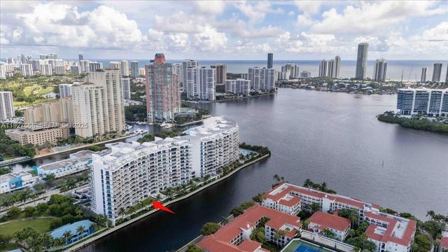 3250 NE 188th St 103, Aventura, FL 33180