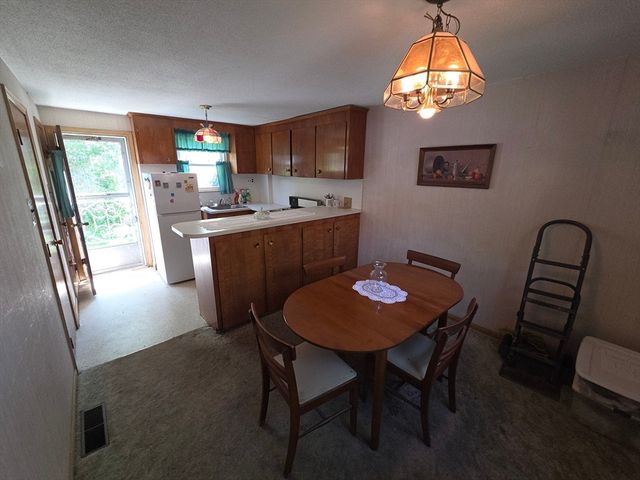 445 E 5th St, Boston, MA 02127