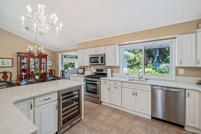 11 Beverly Lane, East Moriches, NY 11940