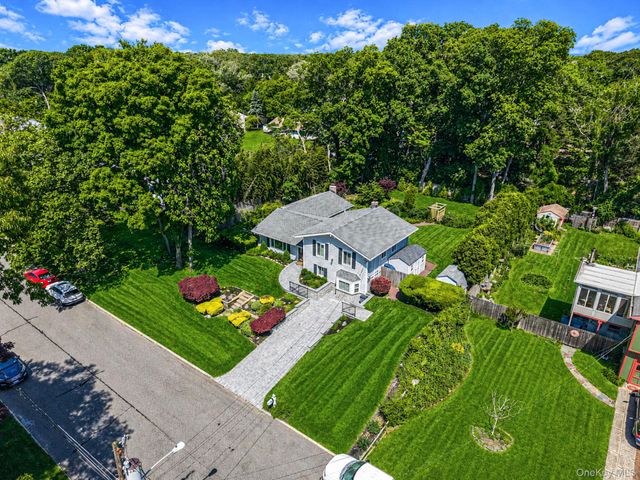 11 Beverly Lane, East Moriches, NY 11940